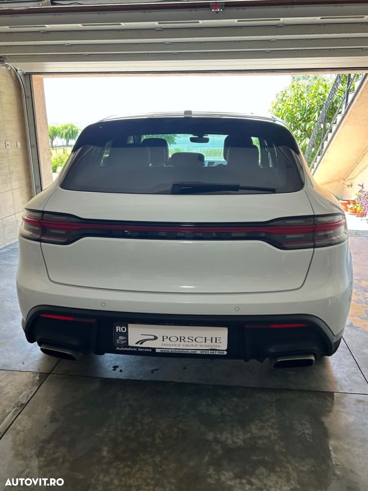 Porsche Macan - 4