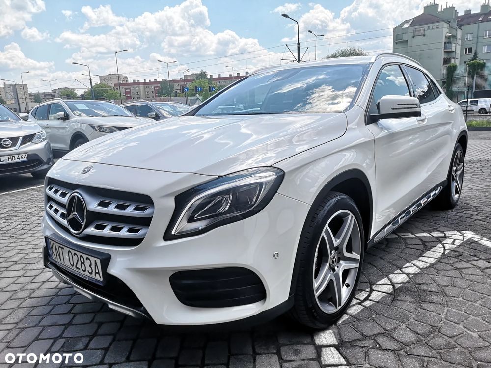 Mercedes-Benz GLA 220 4-Matic - 1