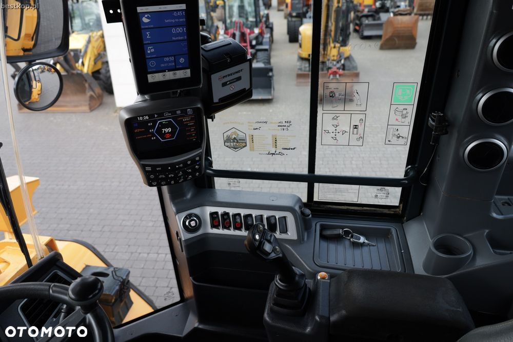 Hyundai HL960 - 32