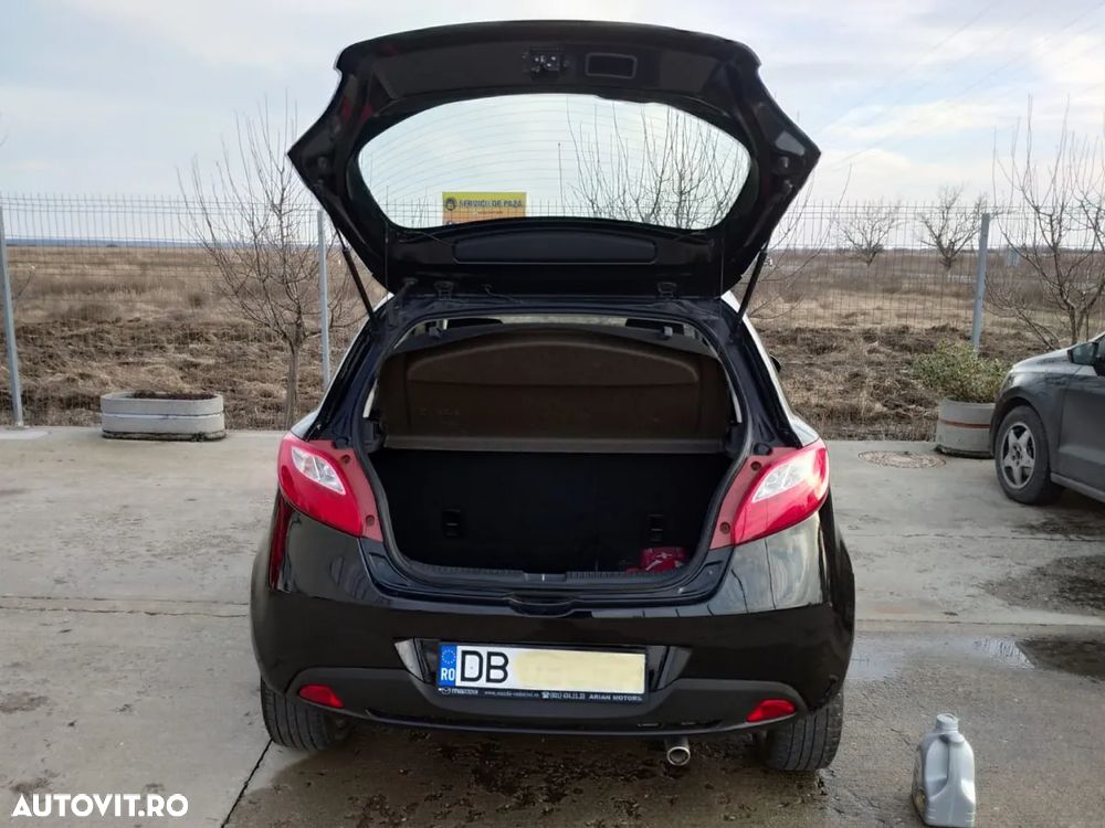 Mazda 2 1.5i GT - 3