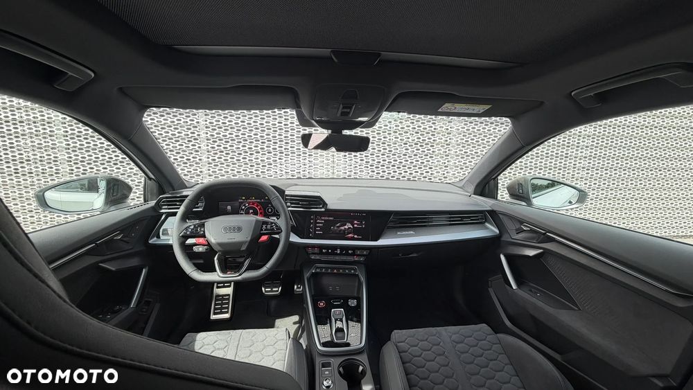 Audi RS3 Sportback - 12