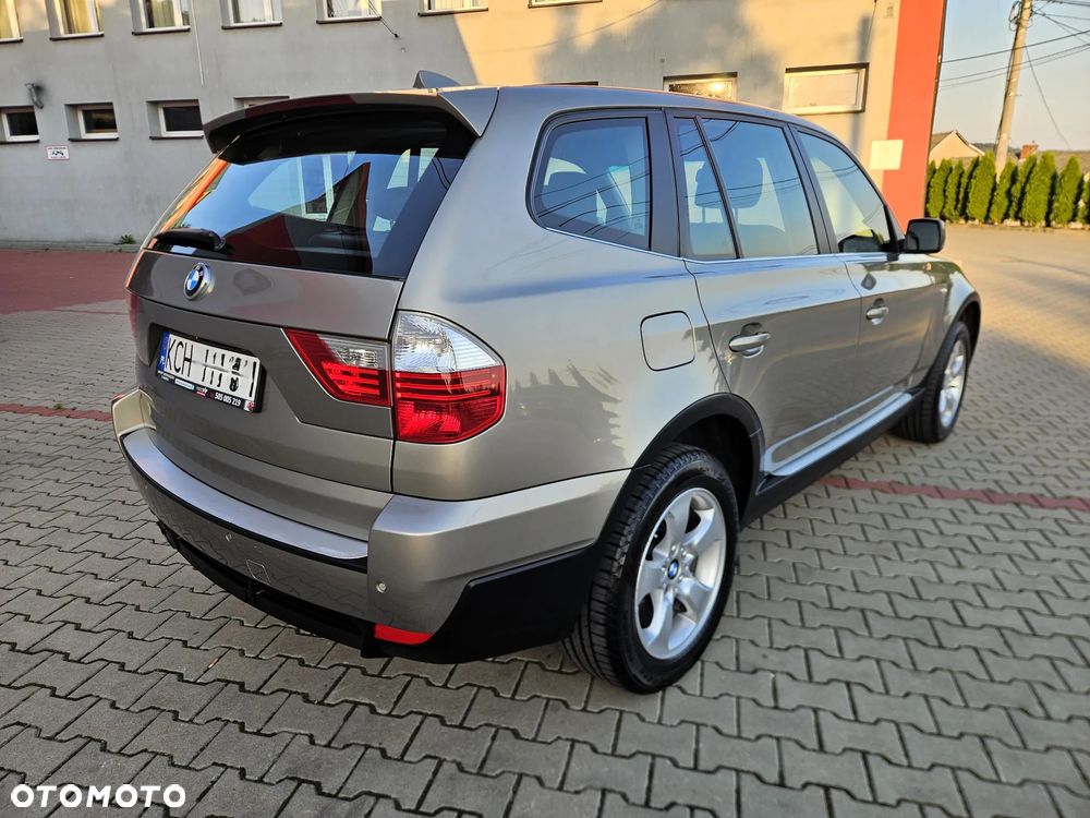 BMW X3 xDrive25i Edition Exclusive - 7
