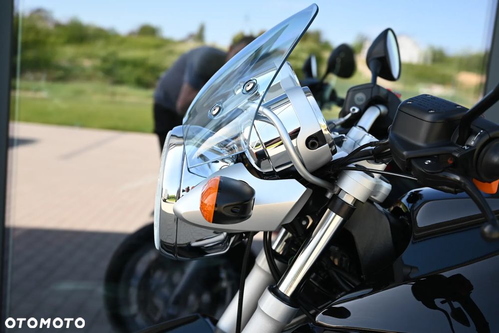 BMW R - 19