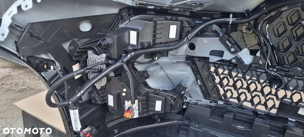 RENAULT CLIO VI 2026- Zderzak przód oryginał MA225 - 18