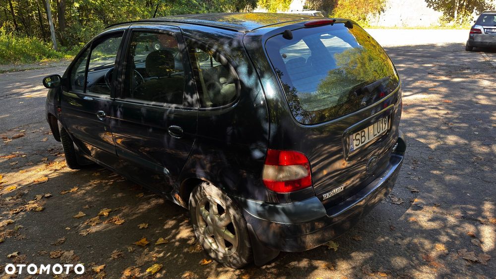 Renault Scenic - 2