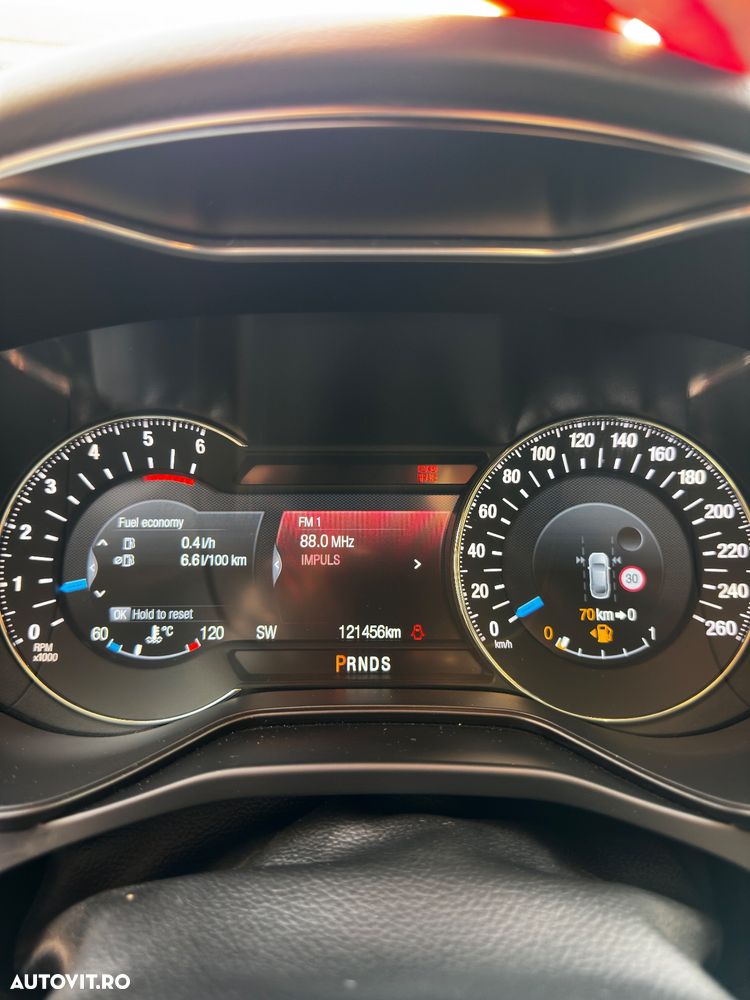 Ford Mondeo 2.0 TDCi Powershift Titanium - 13