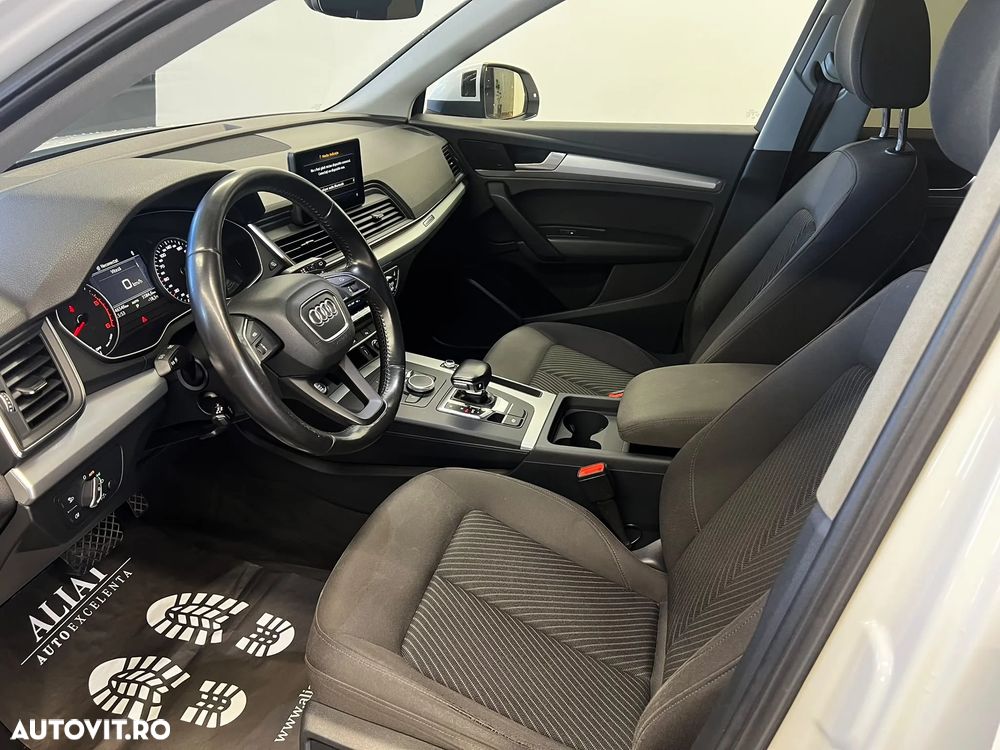 Audi Q5 40 TDI quattro S tronic design - 7