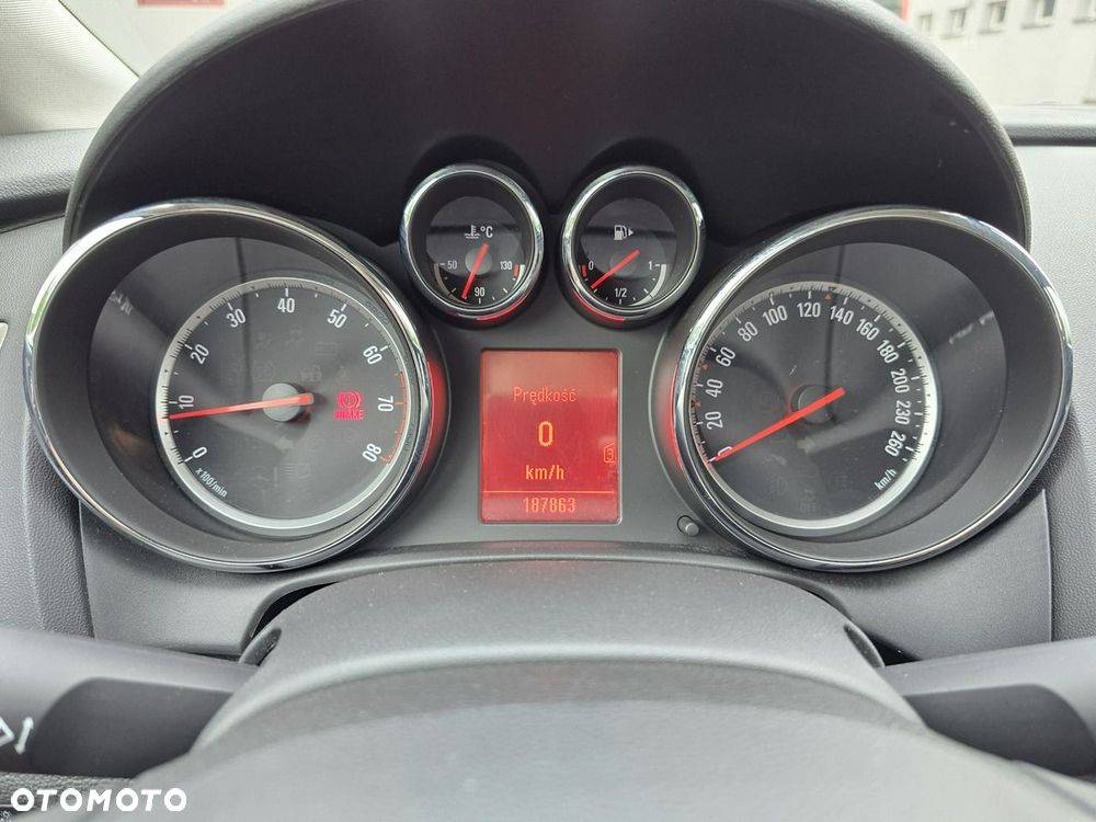 Opel Astra 1.6 Enjoy EU6 - 23