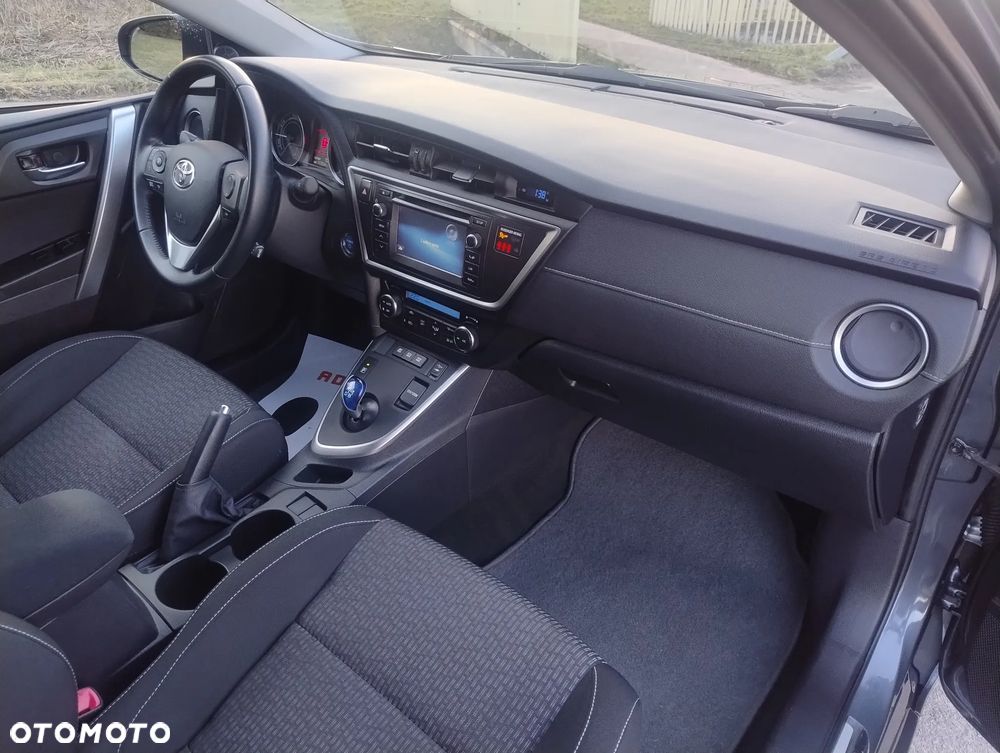 Toyota Auris - 31
