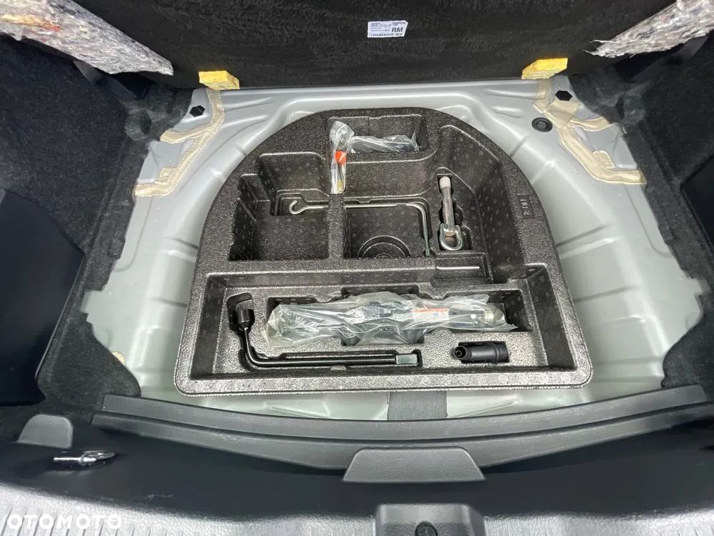 Toyota Auris 1.6 Valvematic Executive - 23