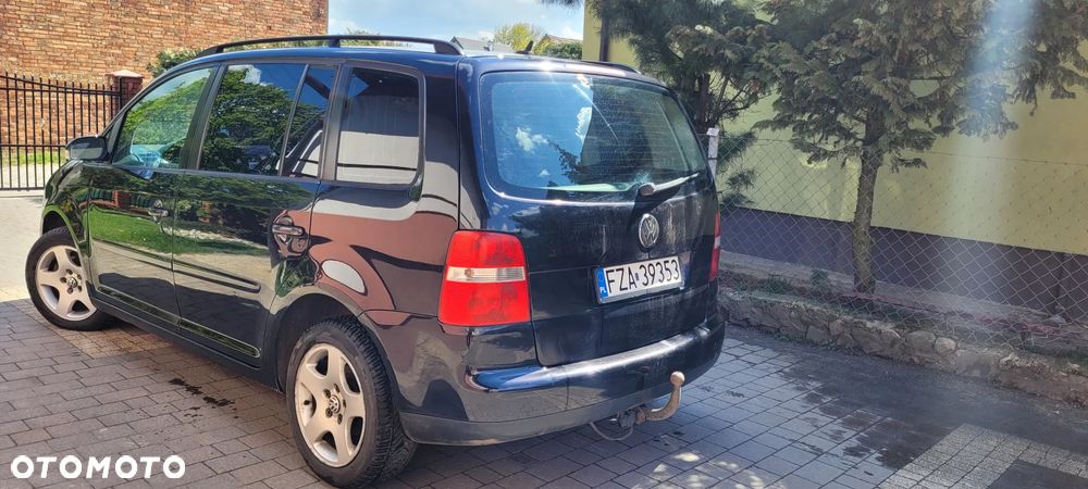 Volkswagen Touran 2.0 TDI Trendline - 8