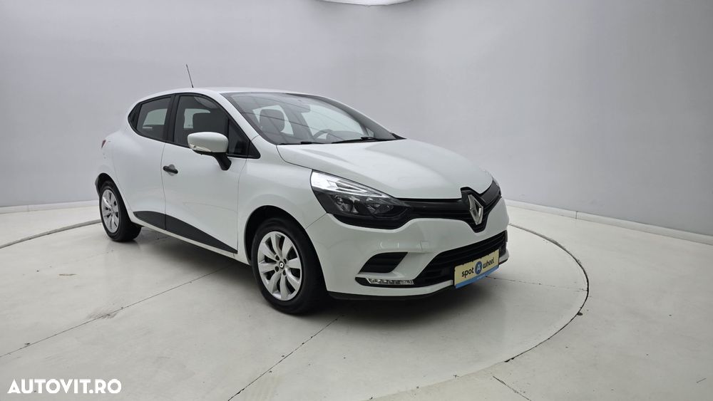 Renault Clio IV dCi Zen - 4