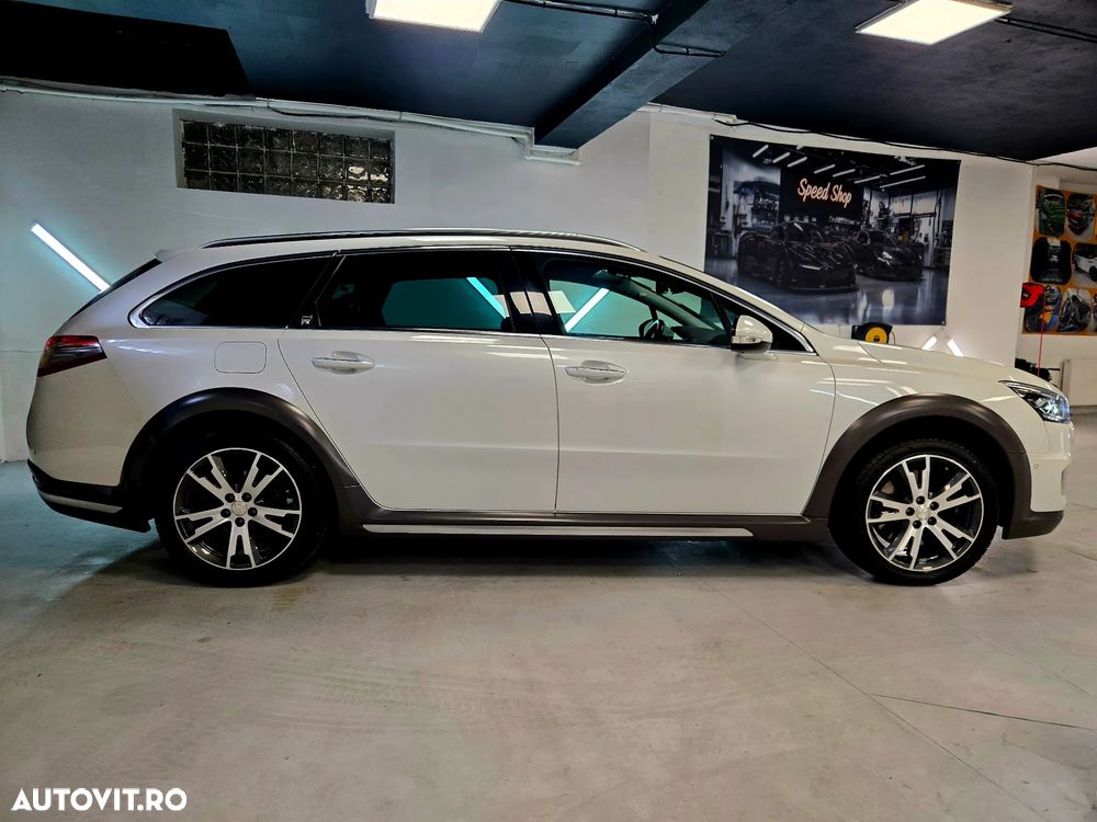 Peugeot 508 RXH Hybrid4 - 27