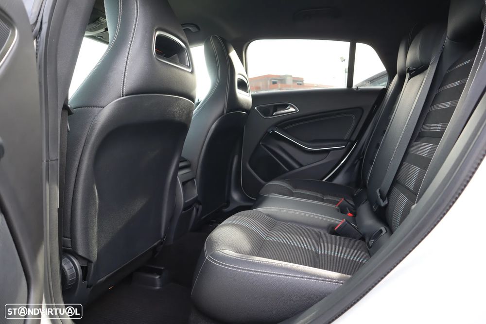 Mercedes-Benz CLA 200 d 7G-DCT Urban - 7