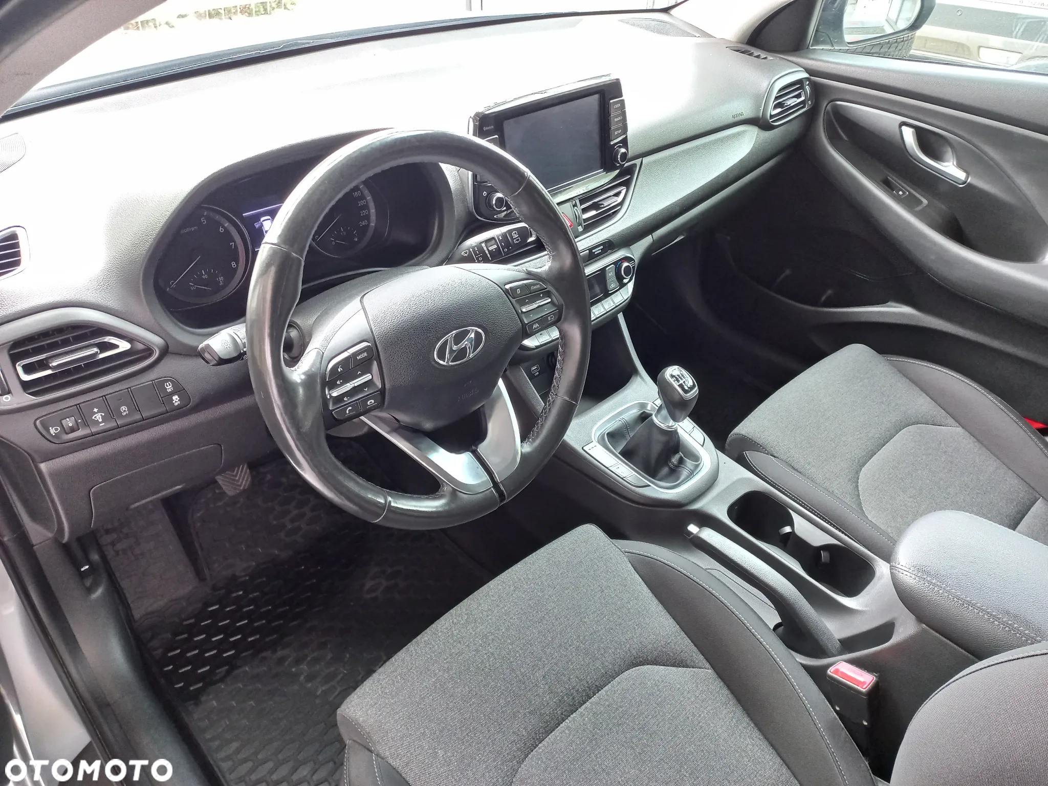 Hyundai i30 1.5 DPI Smart - 11