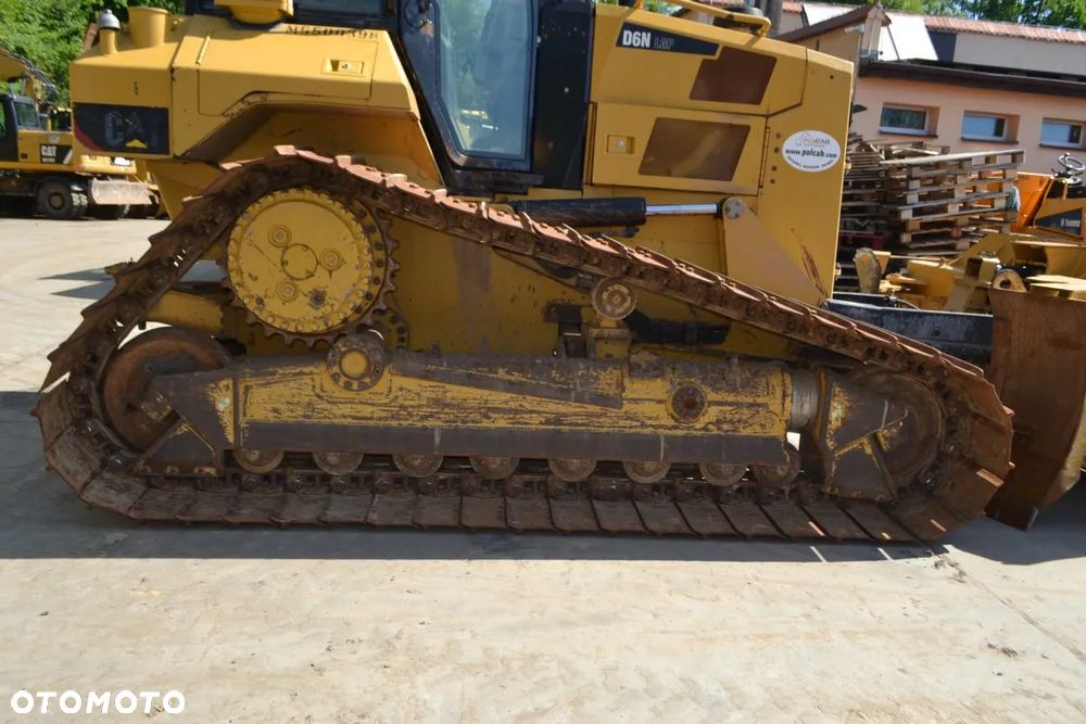 Caterpillar D6N LGP - 24