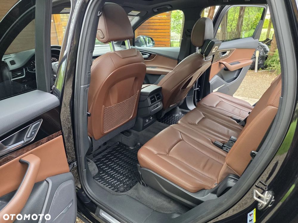 Audi Q7 3.0 TFSI Quattro Tiptronic - 29