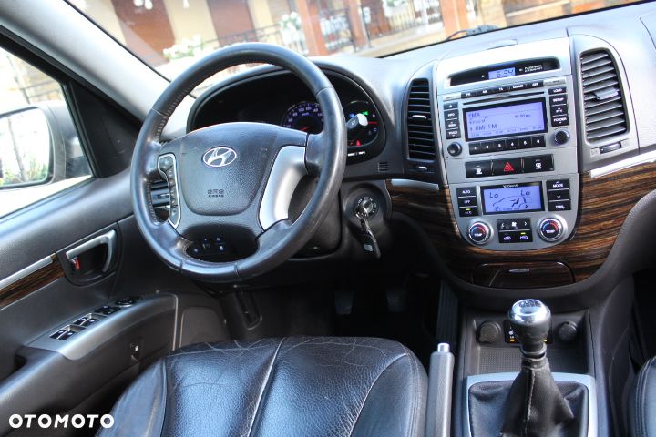 Hyundai Santa Fe - 32