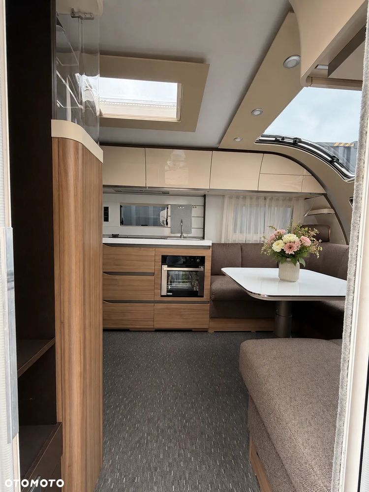 Adria Alpina 763 UK - 8