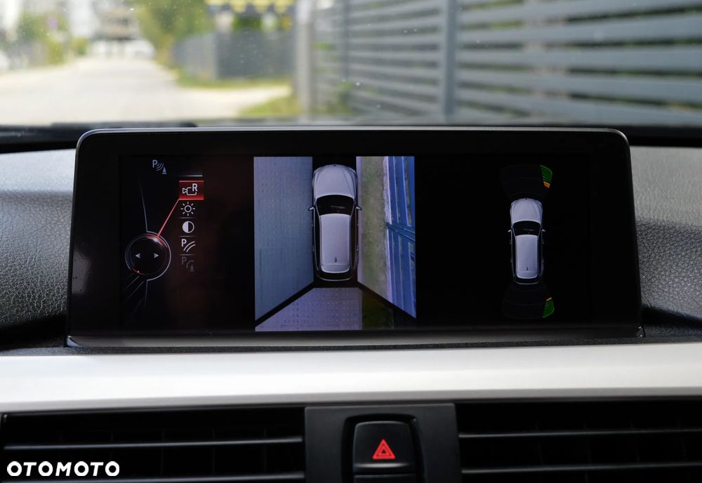 BMW Seria 3 318d Sport Line - 16