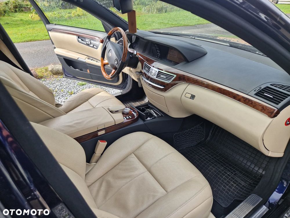 Mercedes-Benz Klasa S 450 L 4Matic 7G-TRONIC - 24
