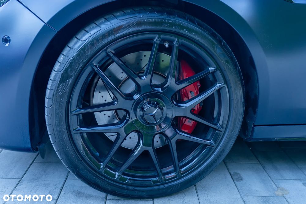 Mercedes-Benz Klasa E AMG 63 S 4-Matic+ - 14