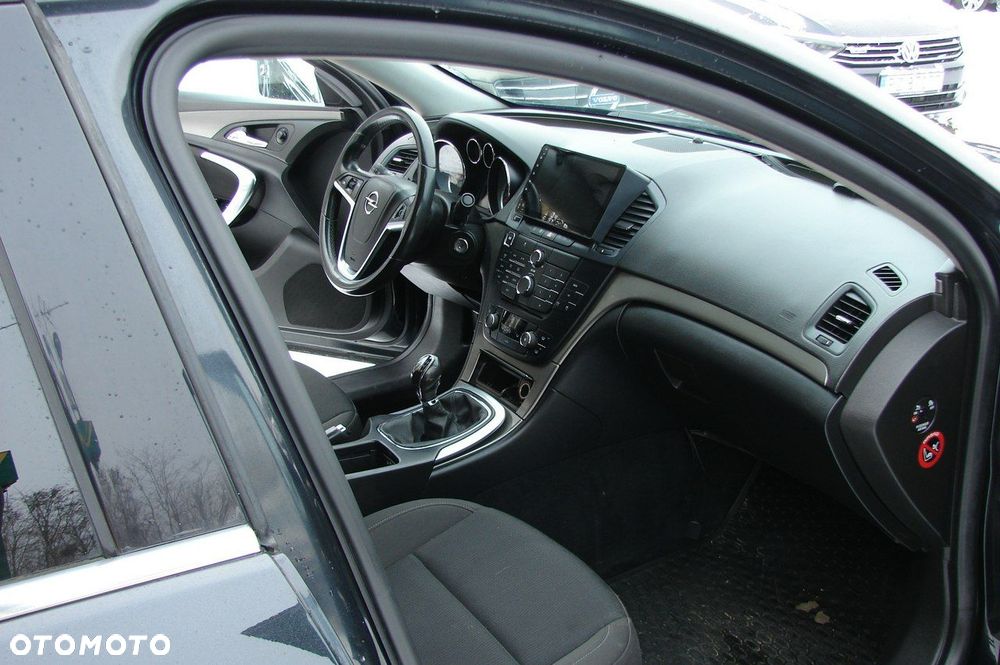 Opel Insignia - 8