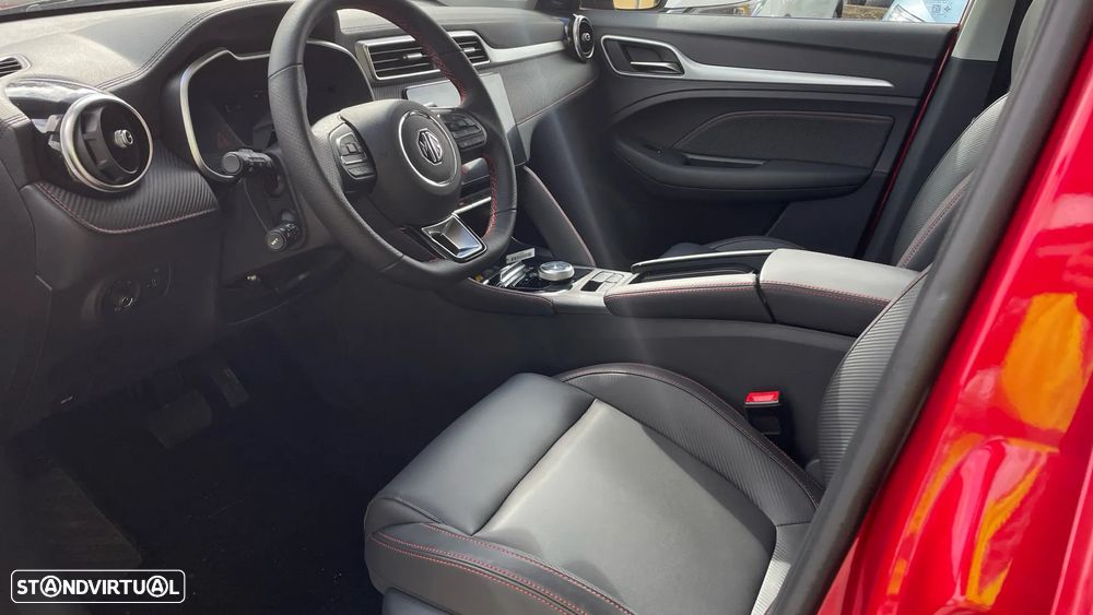 MG ZS EV 72.6 kWh Luxury - 29