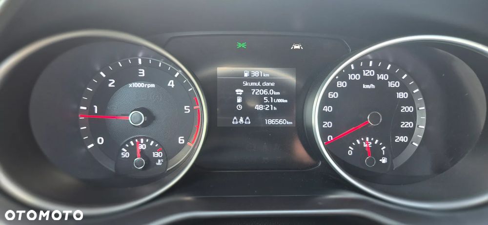 Kia Ceed 1.6 CRDi SCR M - 8