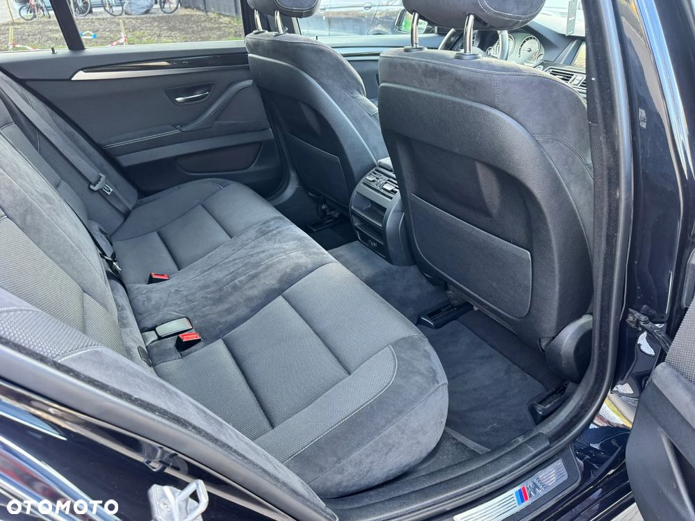 BMW Seria 5 525d - 19