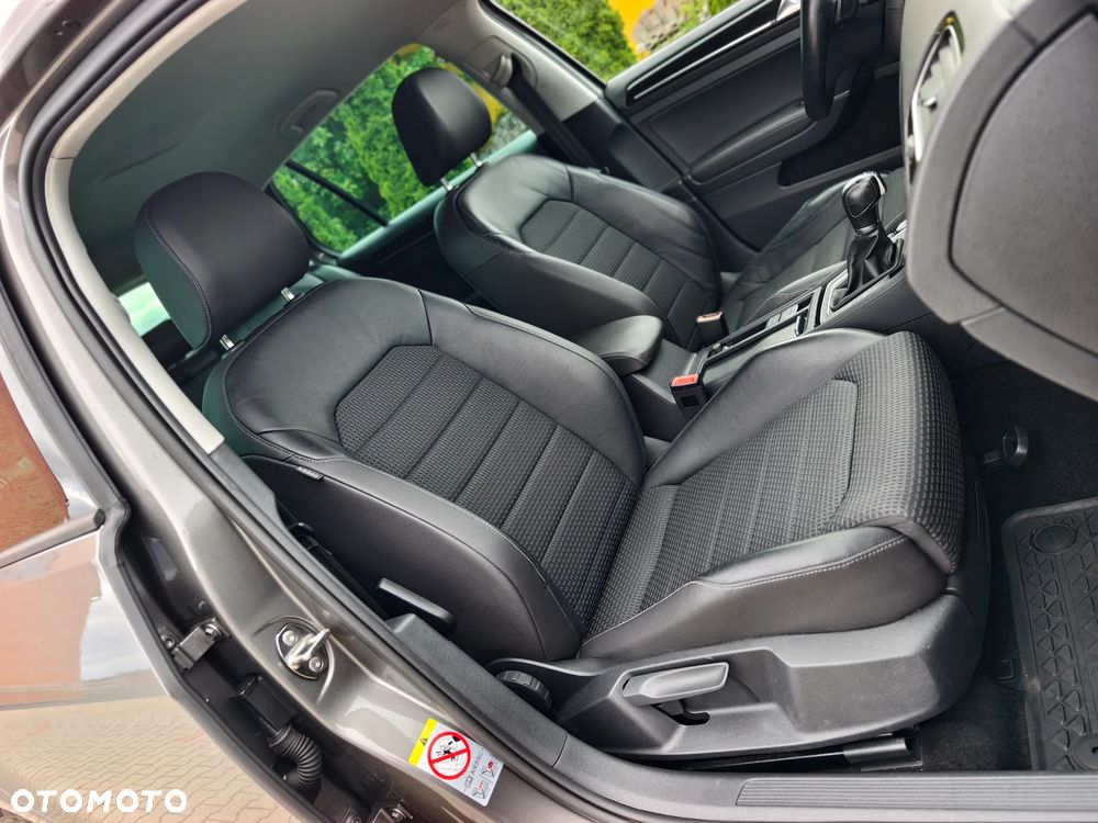 Volkswagen Golf 2.0 BlueTDI DSG Highline - 20
