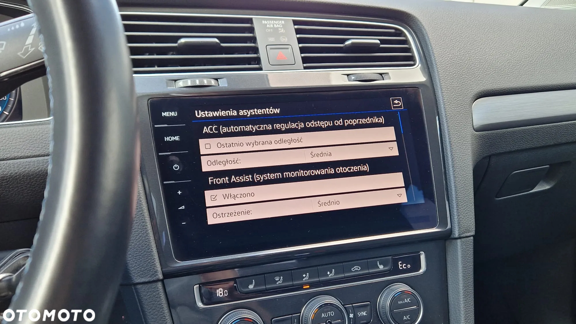 Volkswagen Golf e-Golf - 27