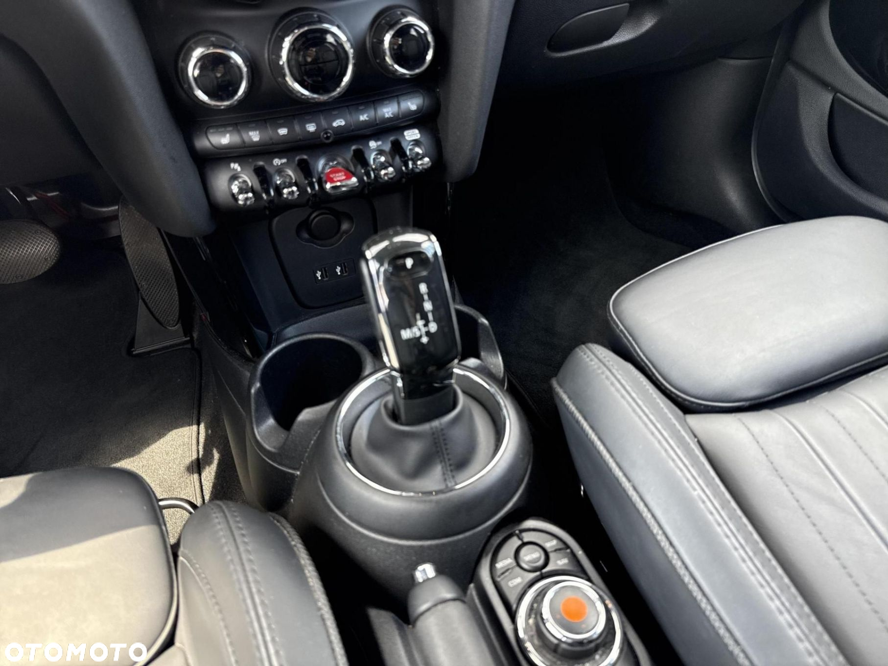 MINI Cooper - 16