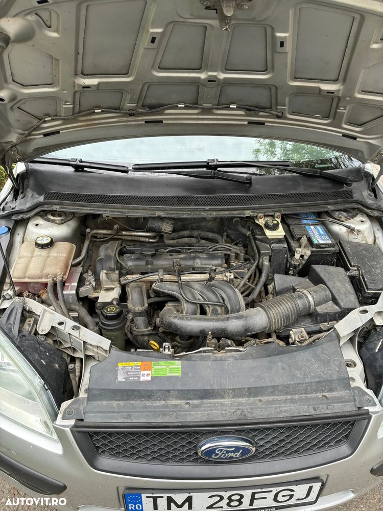 Ford Focus 1.6i Sport - 5