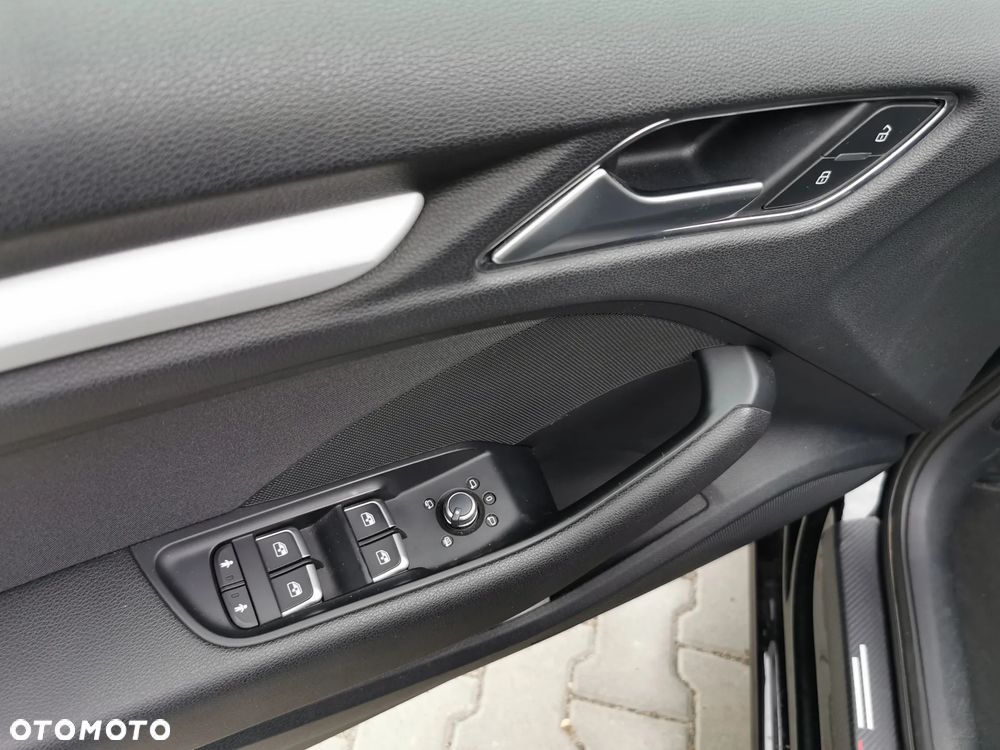 Audi A3 Sportback - 10