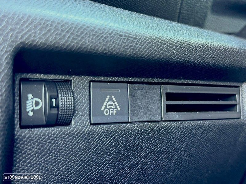 Citroën C4 1.2 Hybrid Plus e-DSC6 - 29