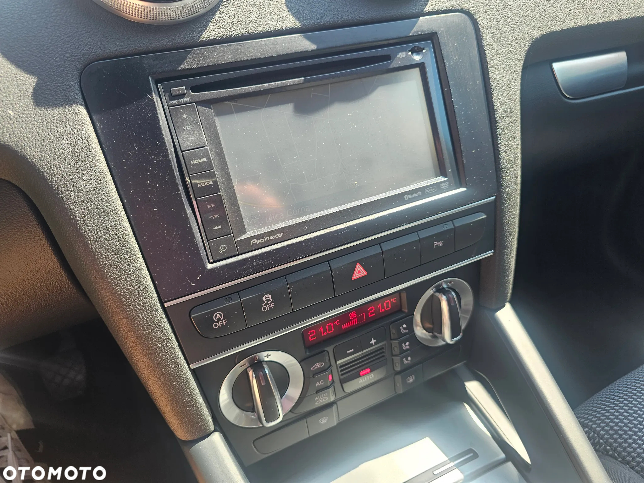 Audi A3 ver-1-4-tfsi-sportback-attraction - 37