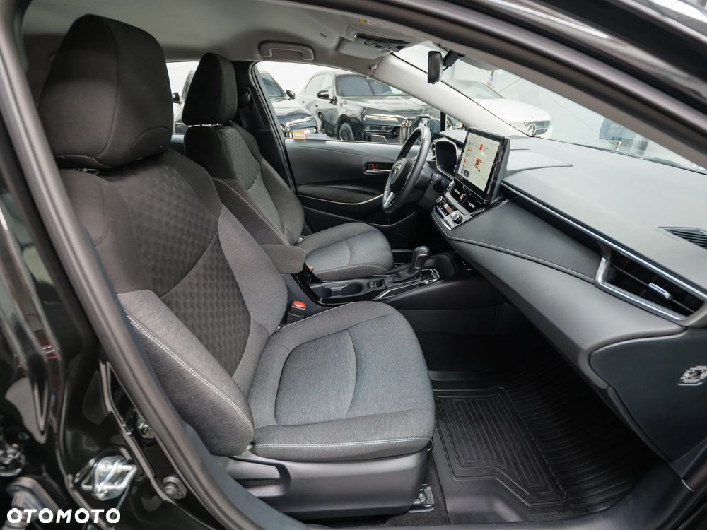 Toyota Corolla 1.8 Hybrid Comfort - 23