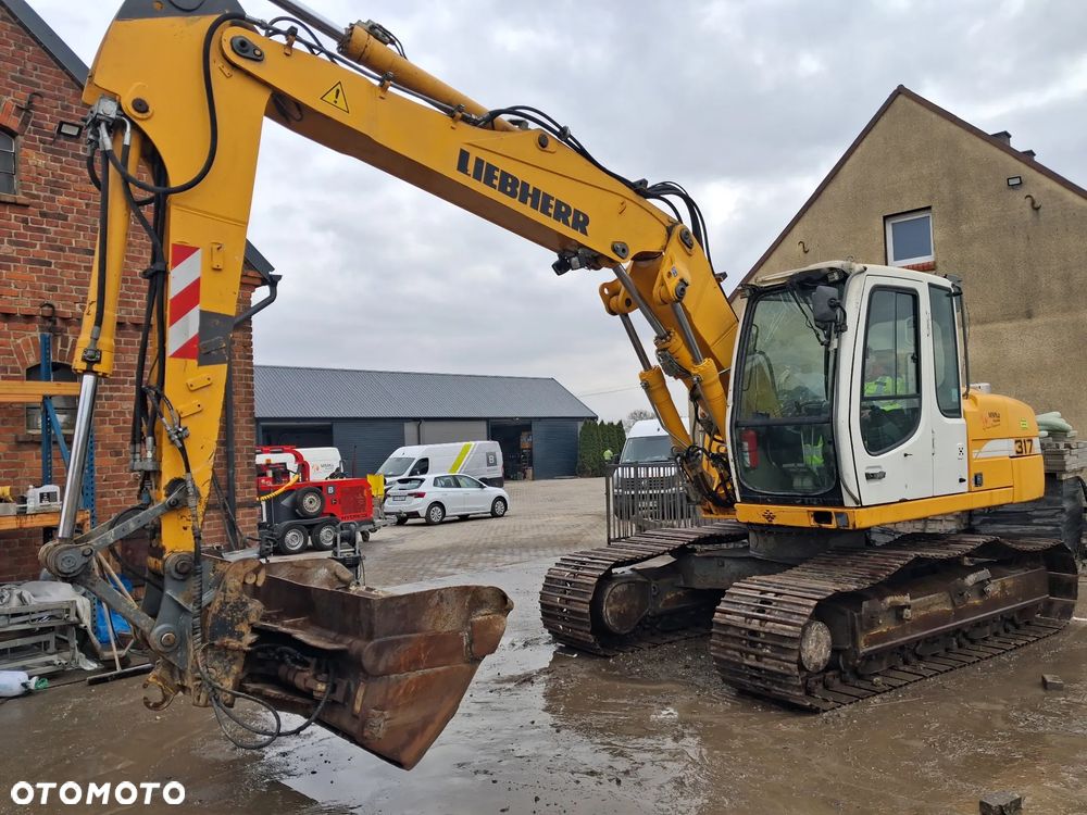 Liebherr r317 - 4