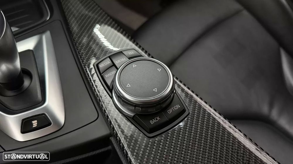 BMW M4 Auto - 30