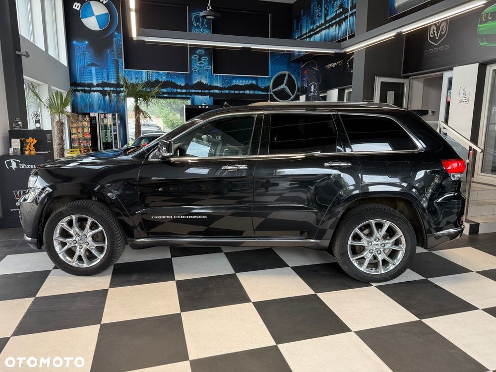 Jeep Grand Cherokee - 9