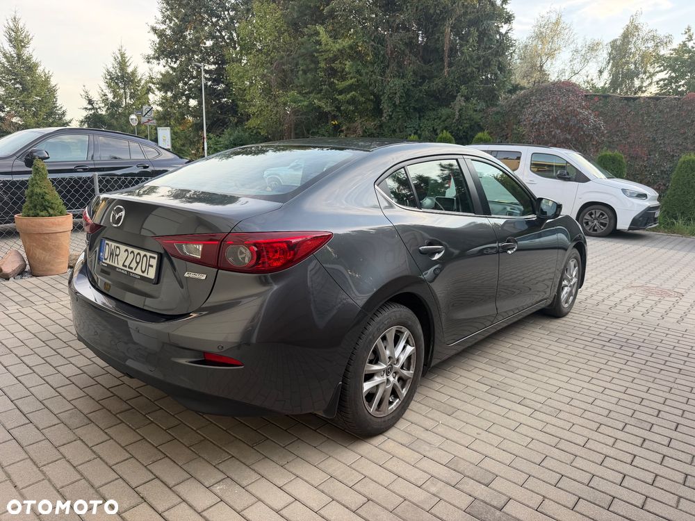 Mazda 3 - 4