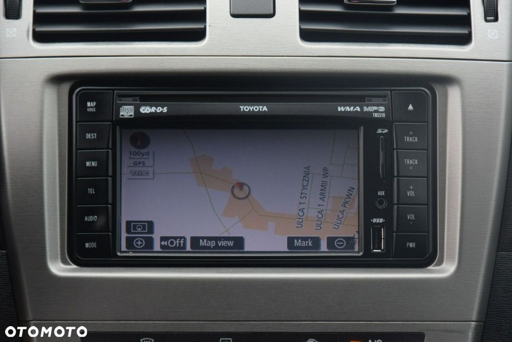 Toyota Avensis - 31