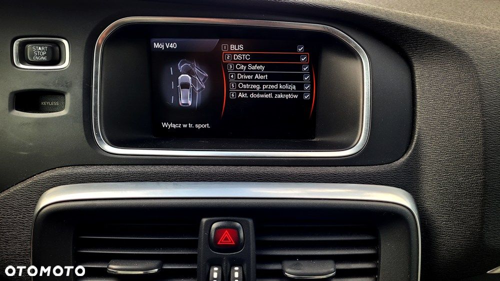 Volvo V40 D3 Geartronic Summum - 24