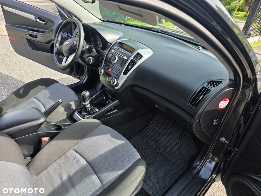 Kia ProCeed 1.6 Crdi Comfort + - 7