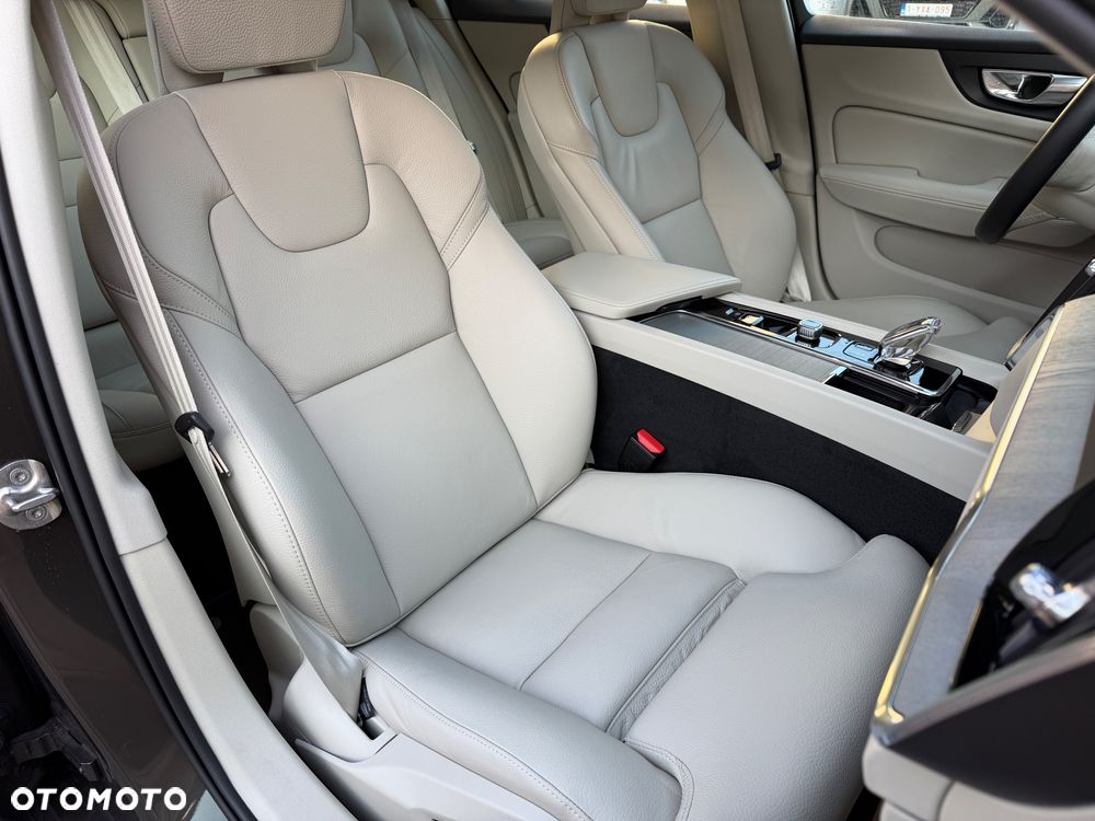 Volvo V60 B4 B DKG Inscription - 39