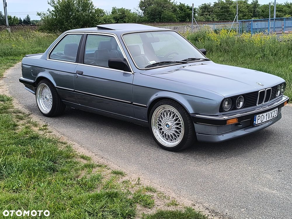 BMW Seria 3 - 34