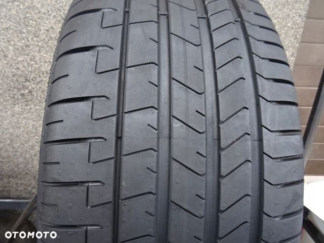 255/40/R19 100Y Pirelli Pzero - 1