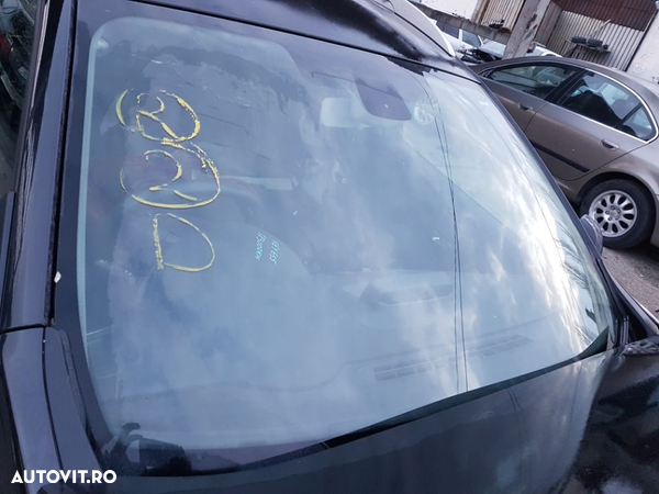 Parbriz / Geam Renault Megane 3 Break / Combi 2008 - 2016