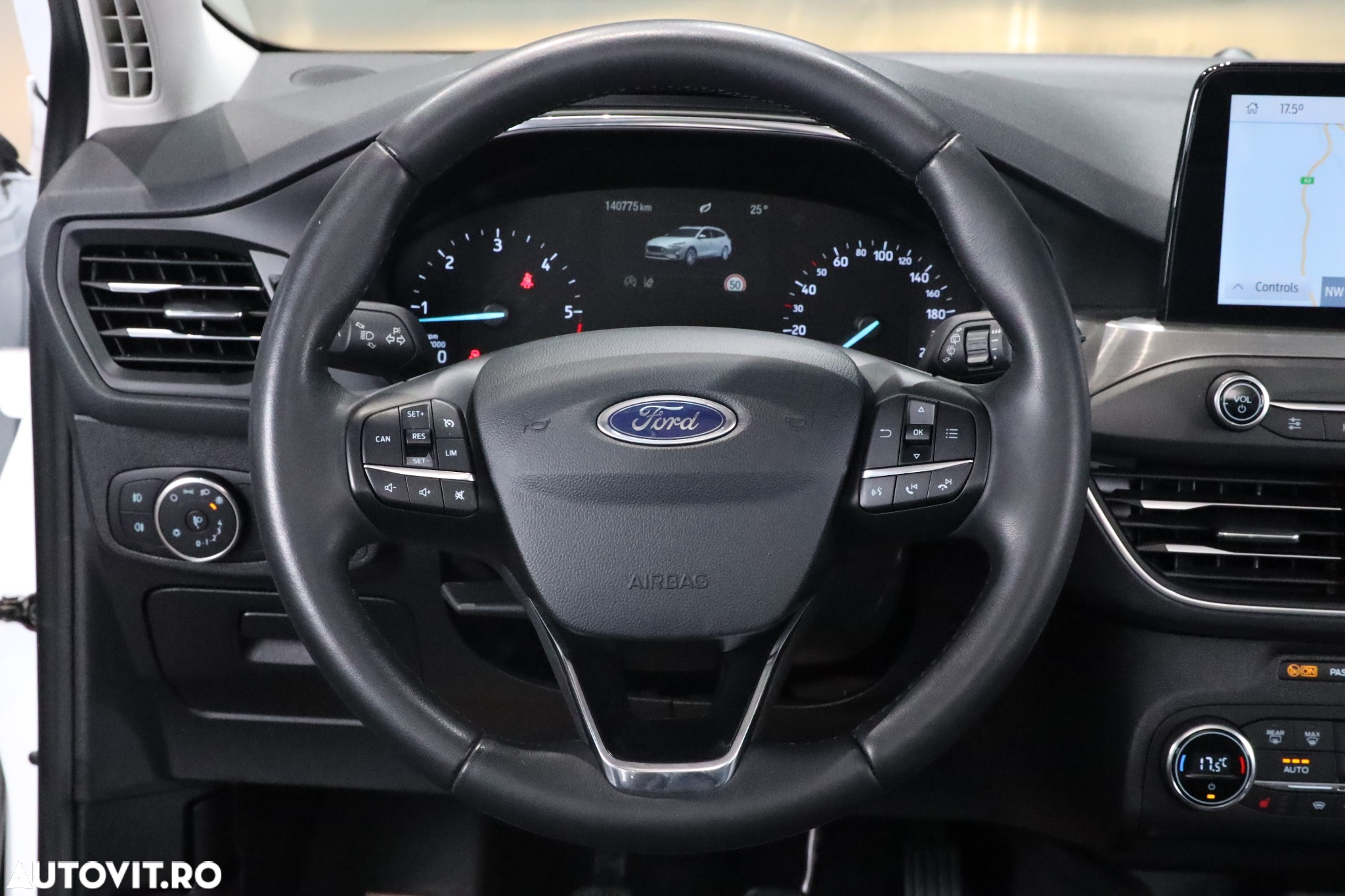 Ford Focus 1.5 EcoBlue Start-Stopp-System TITANIUM - 7